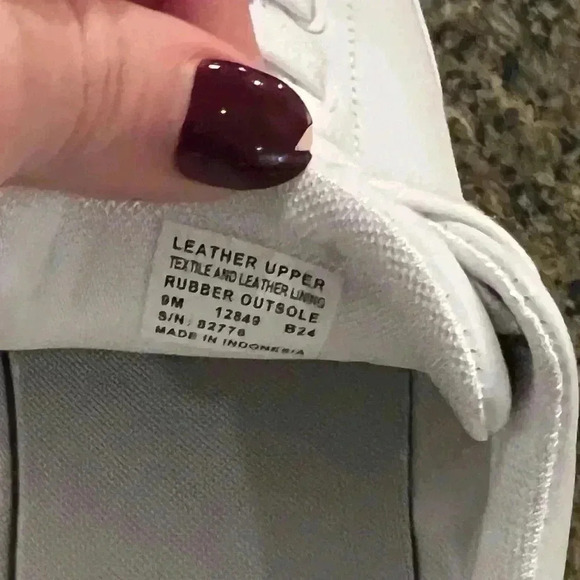 Tory Burch Howell Court Sneaker Titanium White/Petunia (pink) NWOT size 9 - Picture 7 of 7